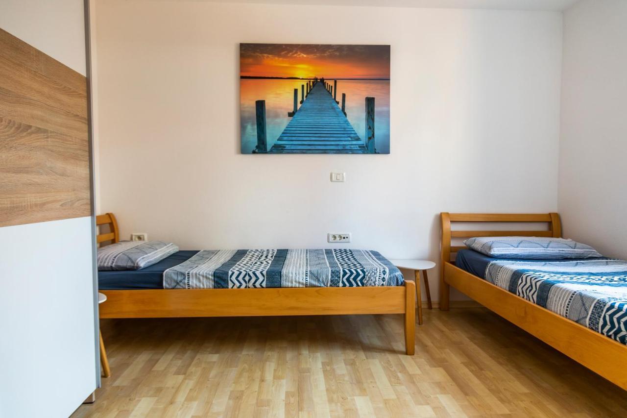 Sunny Old Town Apartment Копер Экстерьер фото